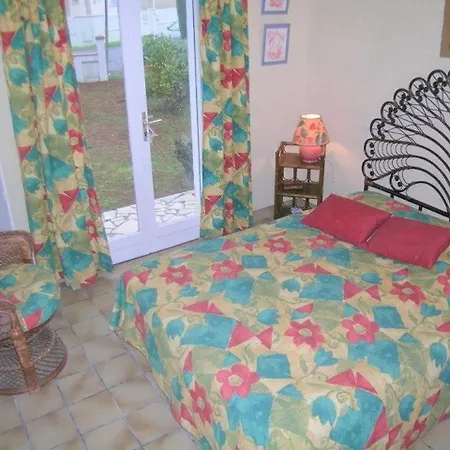 1 * La Palmyre